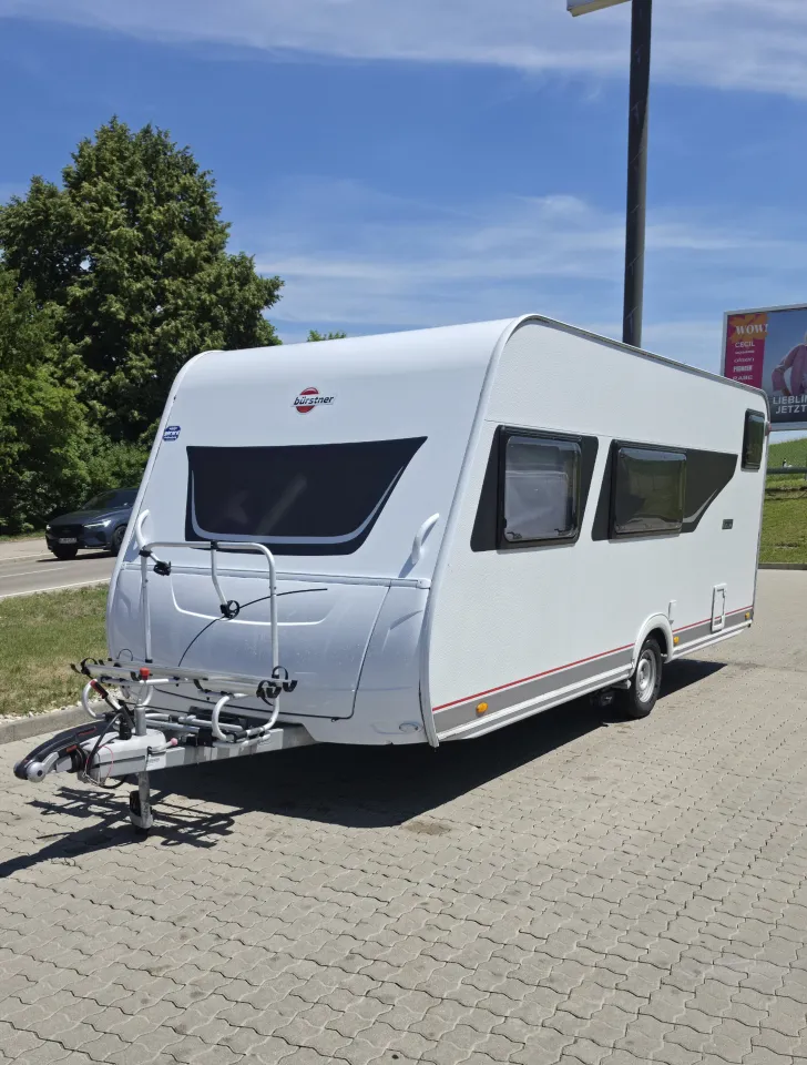 Fahrzeugbild Bürstner Premio 495 TK IC-Line Gur gepflegt mit Küchenzeilee #4