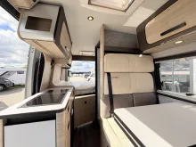 Fahrzeugbild Weinsberg CaraBus EDITION FIRE 540 MQ Rahmenfenster #9
