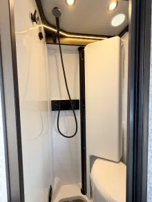 Fahrzeugbild Weinsberg CaraBus EDITION FIRE 540 MQ Rahmenfenster #12