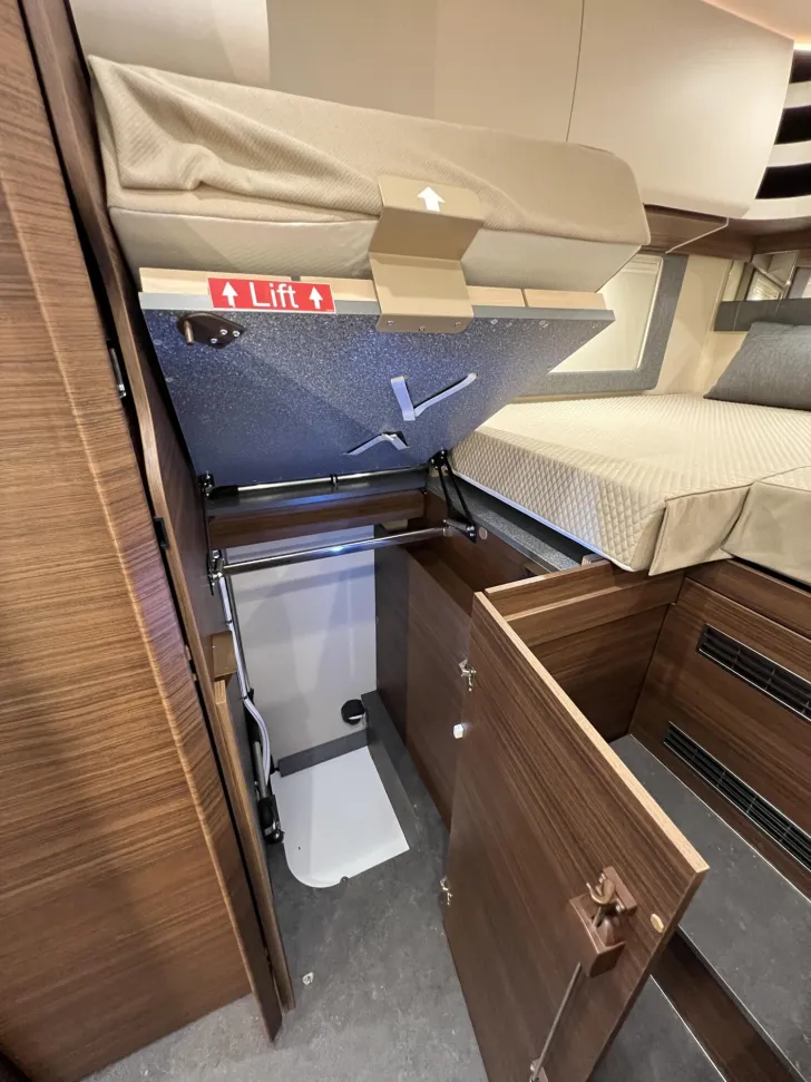 Fahrzeugbild chic c-line I 4.9 LE L Carthago Selection (361) #28