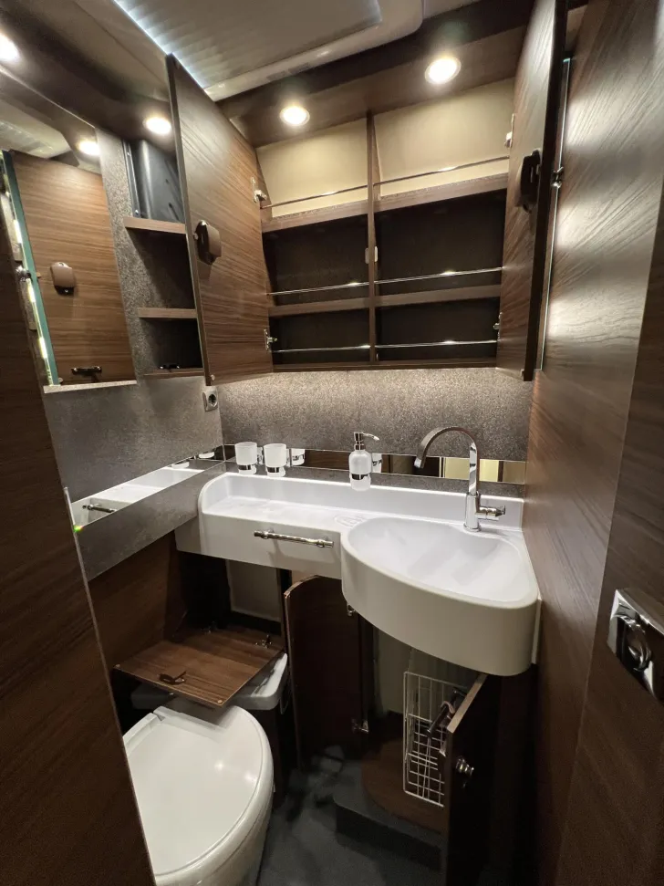 Fahrzeugbild chic c-line I 4.9 LE L Carthago Selection (361) #37
