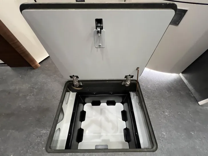 Fahrzeugbild chic c-line I 4.9 LE L Carthago Selection (361) #38