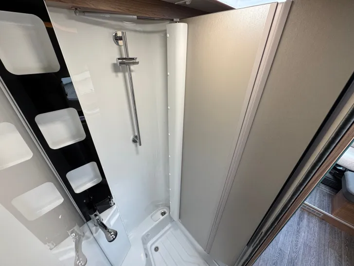 Fahrzeugbild Knaus Van TI 650 MEG VANSATION *Rahmenfenster* #19