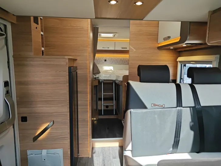 Fahrzeugbild Weinsberg CaraSuite EDITION SPICY 700 MEG #18