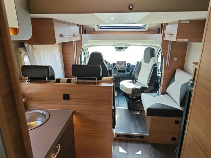Fahrzeugbild Weinsberg CaraSuite EDITION SPICY 700 MEG #19