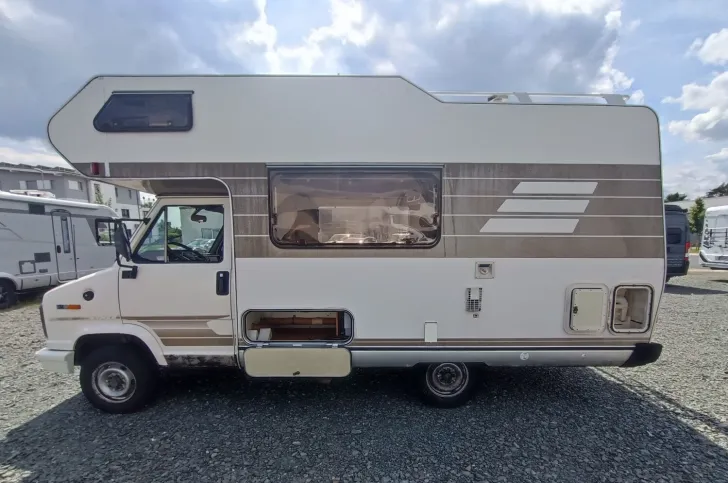Fahrzeugbild Hymer Alkoven TYP Camp 55 OLDTIMER! TOP PREIS #6