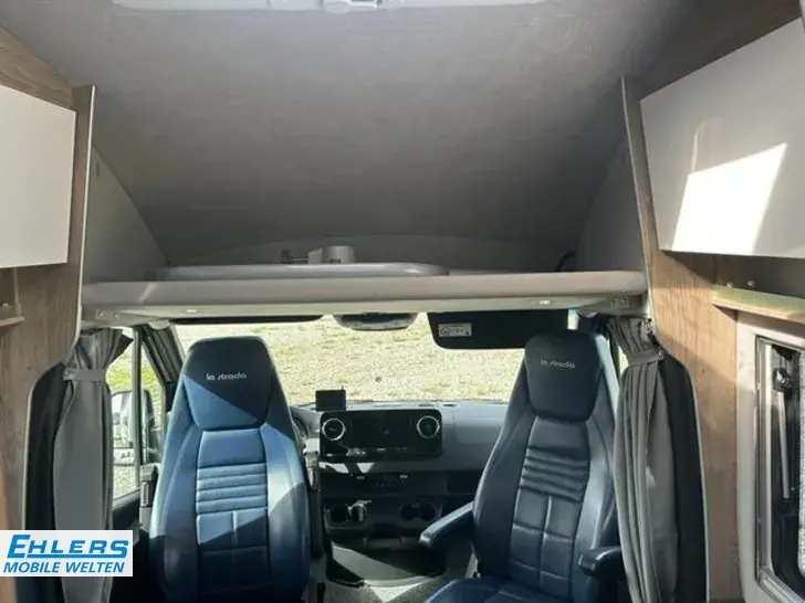 Fahrzeugbild La Strada Nova EB MB 190 PS #20
