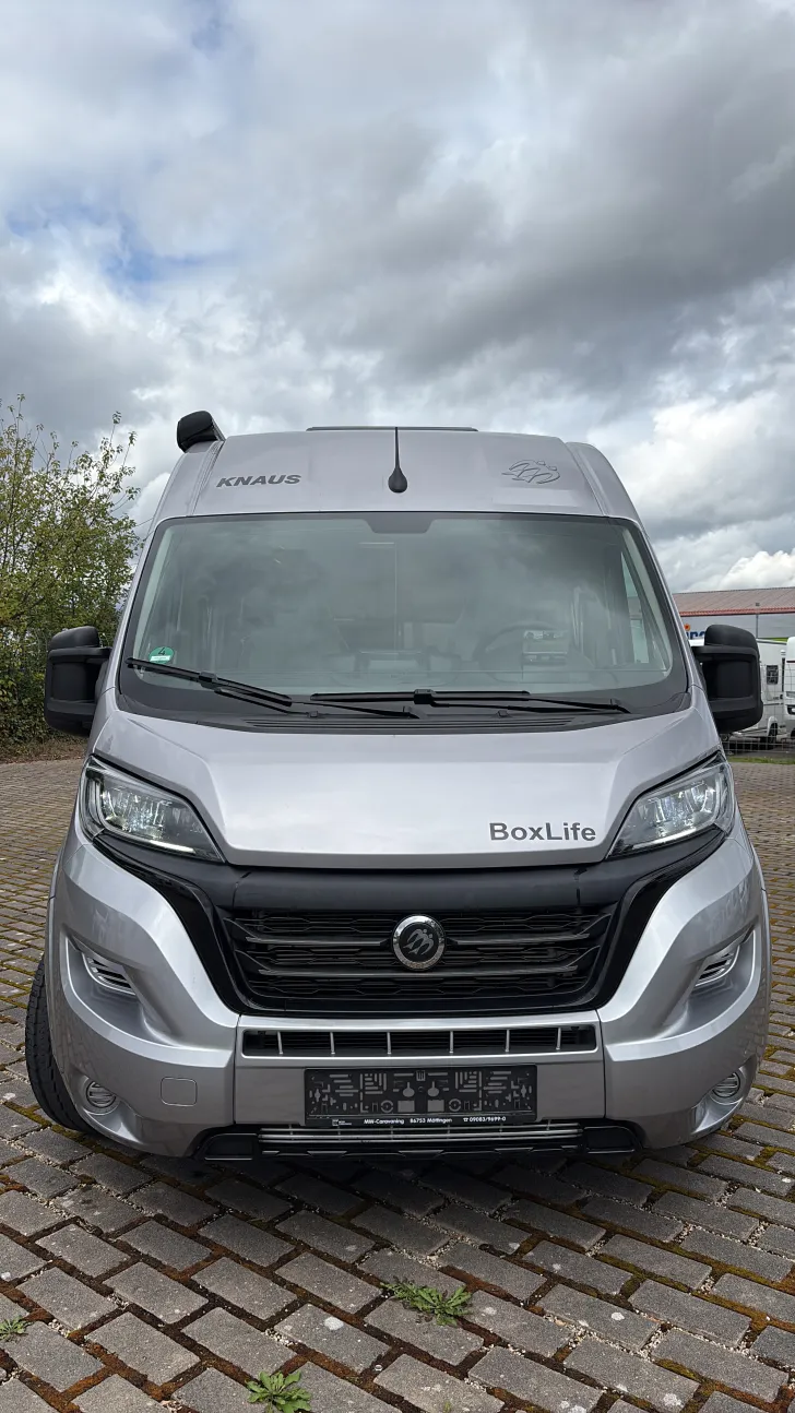 Frontal Vorne Knaus BoxLife 600 ME sehr gepflegt