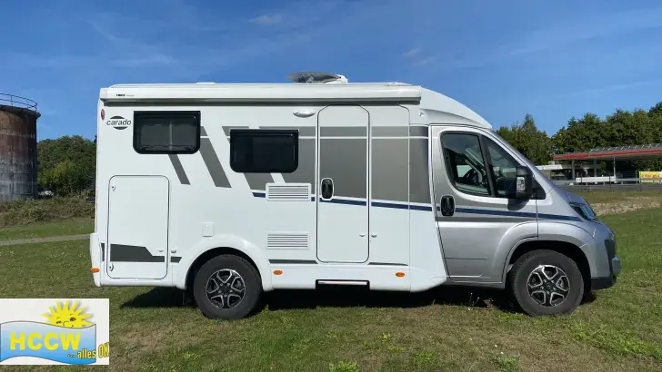 Seitlich Carado VAN 132 Automatik + SAT & TV