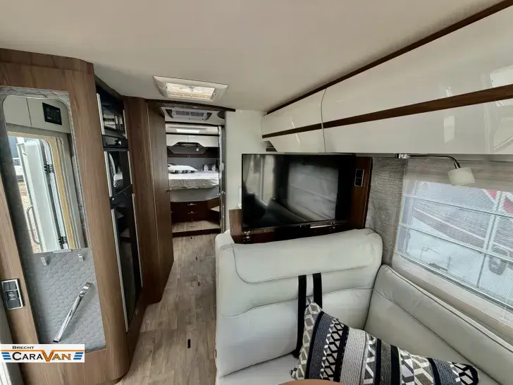 Fahrzeugbild Hymer B-Klasse ML I 890 Ohne Hubbett #8