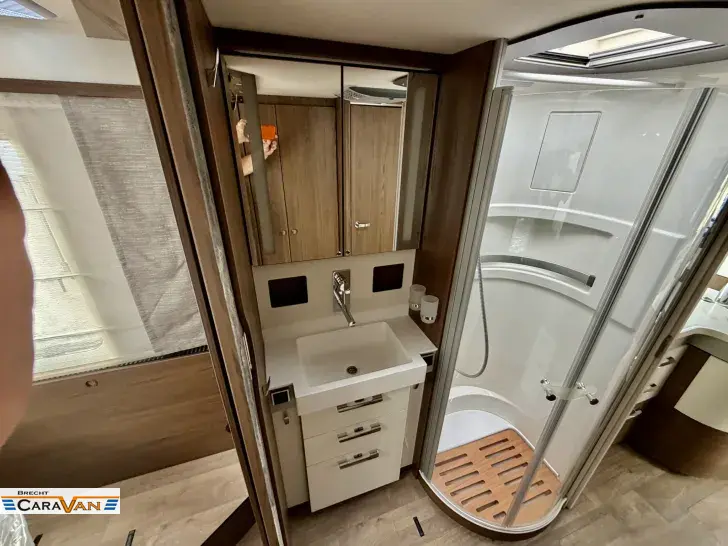 Fahrzeugbild Hymer B-Klasse ML I 890 Ohne Hubbett #17