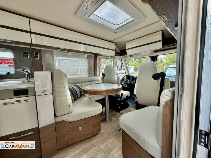 Fahrzeugbild Hymer B-Klasse ML I 890 Ohne Hubbett #4