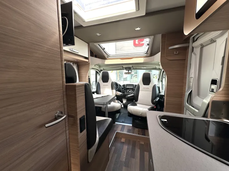 Fahrzeugbild Weinsberg CaraCompact EDITION PEPPER 600 MEG Verkauf im Kundenauftrag #8