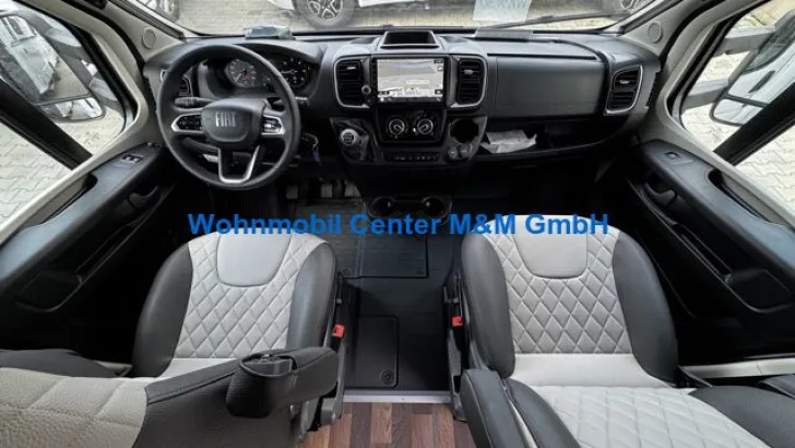 Fahrzeugbild Weinsberg CaraHome 650 DG 2025 Navi LED Lithium #3