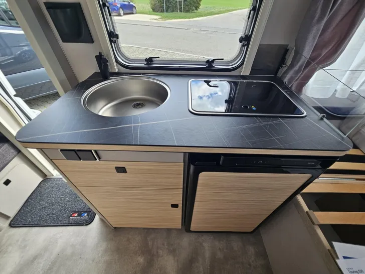 Fahrzeugbild Hymer Eriba Eriba Touring 530 Eder 30 Jahre Silver Edition #13