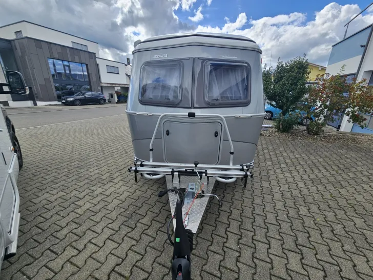 Fahrzeugbild Hymer Eriba Eriba Touring 530 Eder 30 Jahre Silver Edition #29