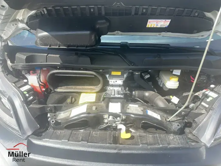 Fahrzeugbild Knaus BoxLife PRO 600 LIFETIME mit Längsbetten u. AHK #17