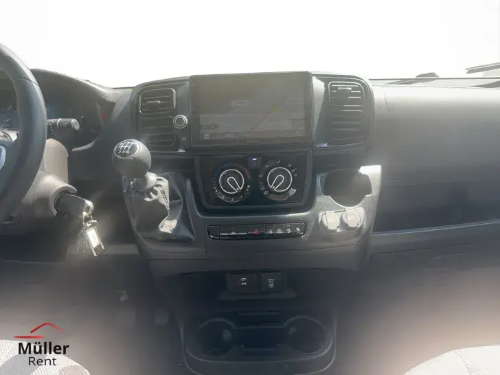 Fahrzeugbild Knaus BoxLife PRO 600 LIFETIME mit Längsbetten u. AHK #37