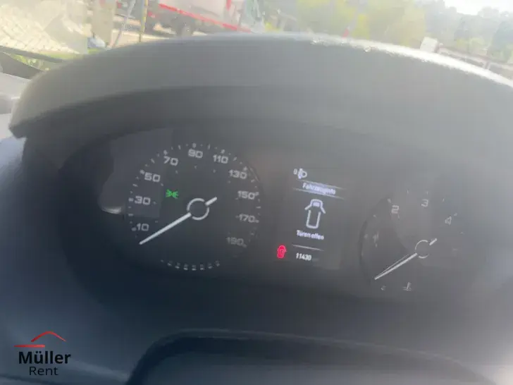 Fahrzeugbild Knaus BoxLife PRO 600 LIFETIME mit Längsbetten u. AHK #46