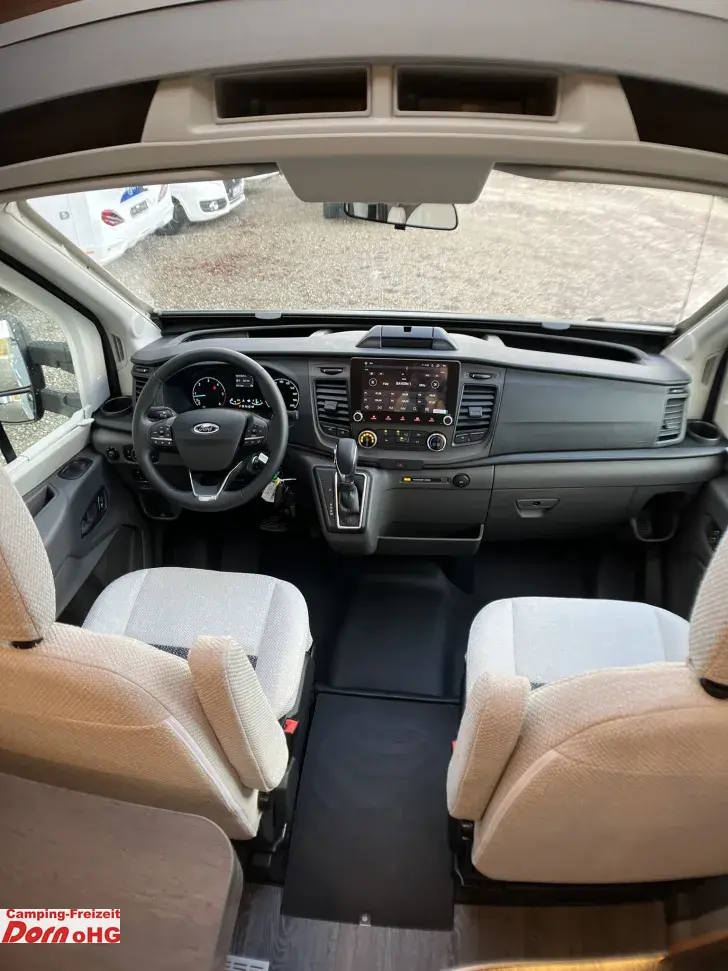 Fahrzeugbild Weinsberg CaraSuite 650 MEG Automatikgetriebe/155 PS #9