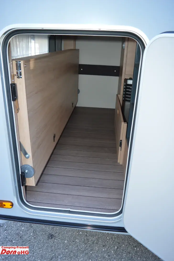 Fahrzeugbild Knaus Südwind 540 FDK Black Selection Kühlschrank 177 Liter #7