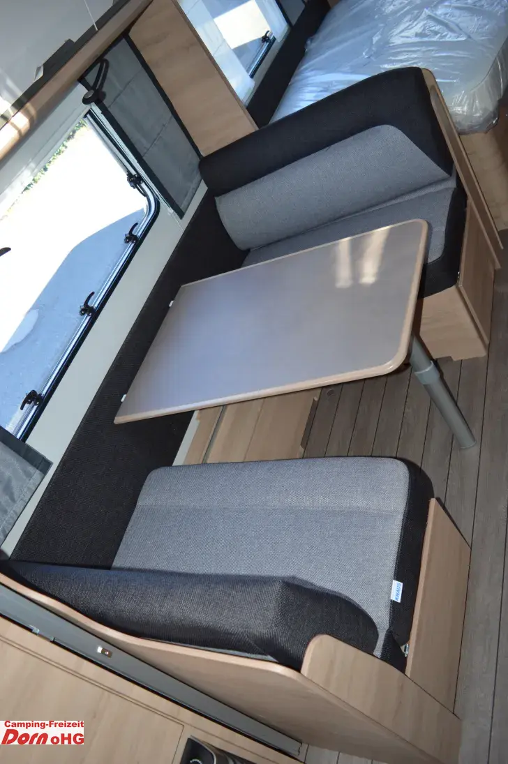 Fahrzeugbild Knaus Südwind 540 FDK Black Selection Kühlschrank 177 Liter #9