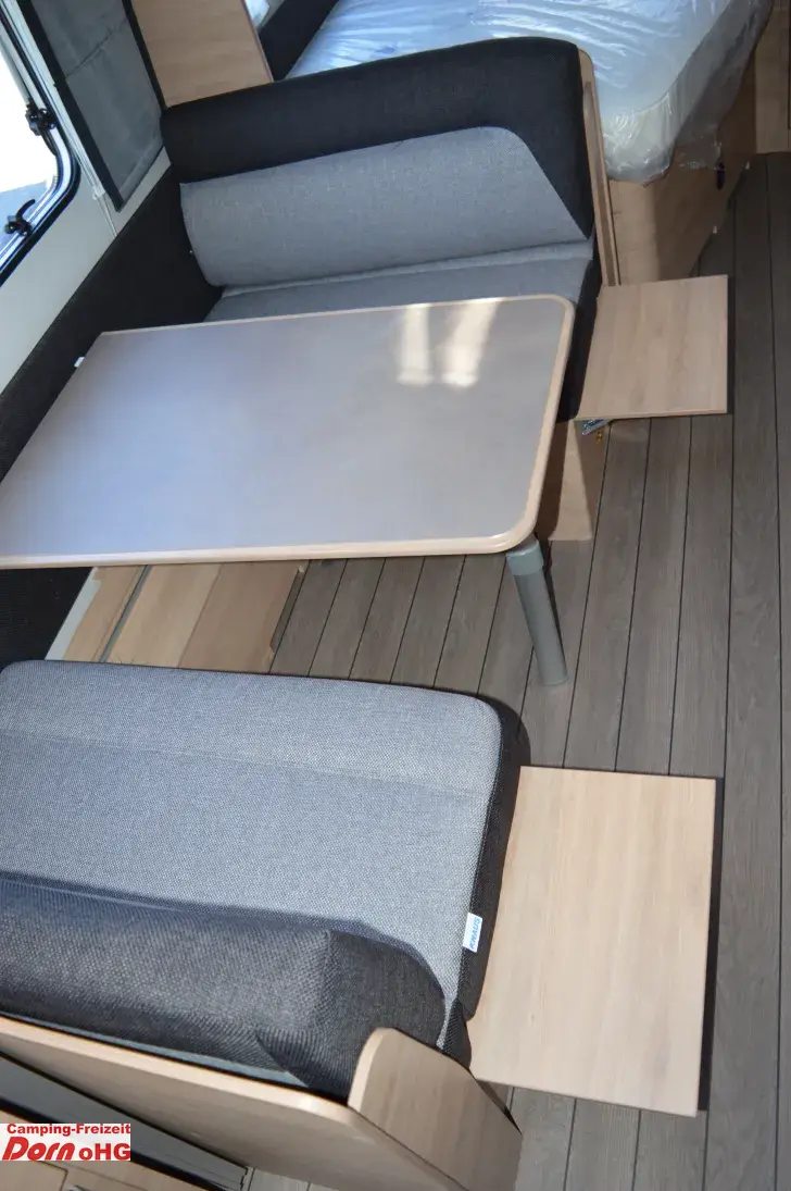 Fahrzeugbild Knaus Südwind 540 FDK Black Selection Kühlschrank 177 Liter #15
