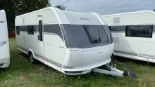 Schräg Vorne Hobby De Luxe 545 KMF Auflastung 2.000 kg