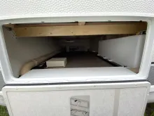 Heckgarage Hobby De Luxe 545 KMF Auflastung 2.000 kg