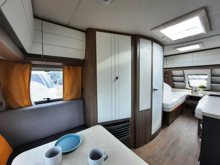Fahrzeugbild Hobby OnTour 460 DL Verfüg./Sparen Sie 4.871,- € #6