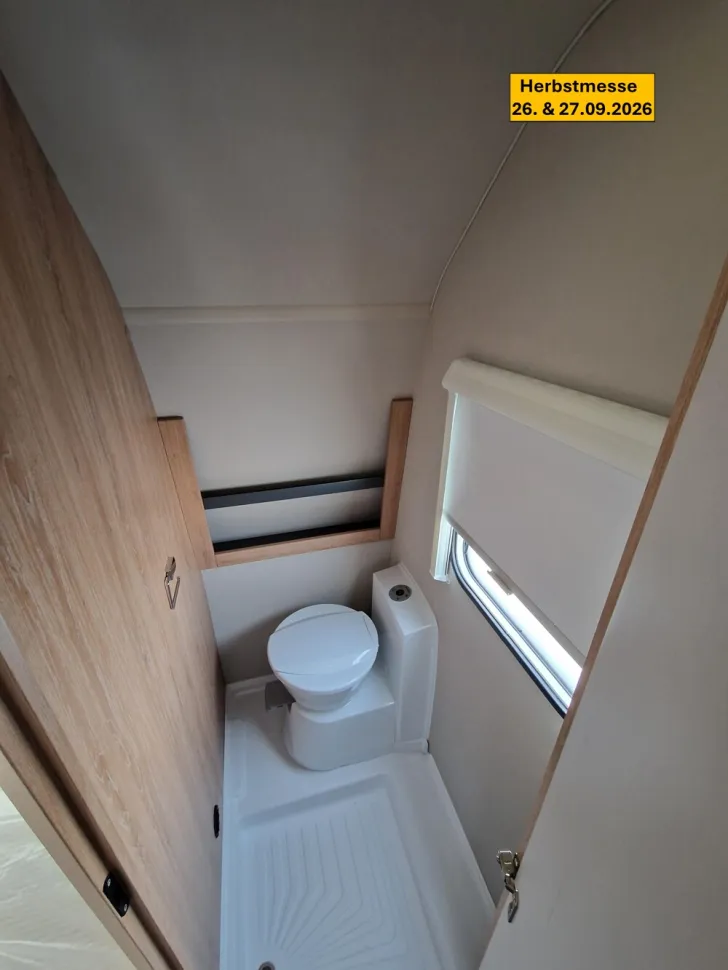 Fahrzeugbild Knaus Sport 450 FU #21