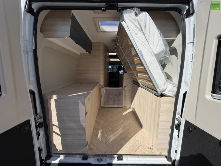 Fahrzeugbild Challenger Van Break Edition Light V114 Markise Solar 140PS #23