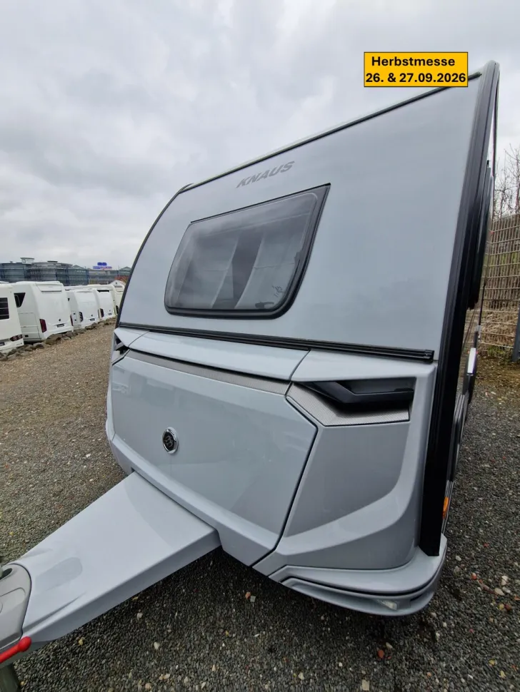 Fahrzeugbild Knaus Südwind 460 EU Black Selection #2