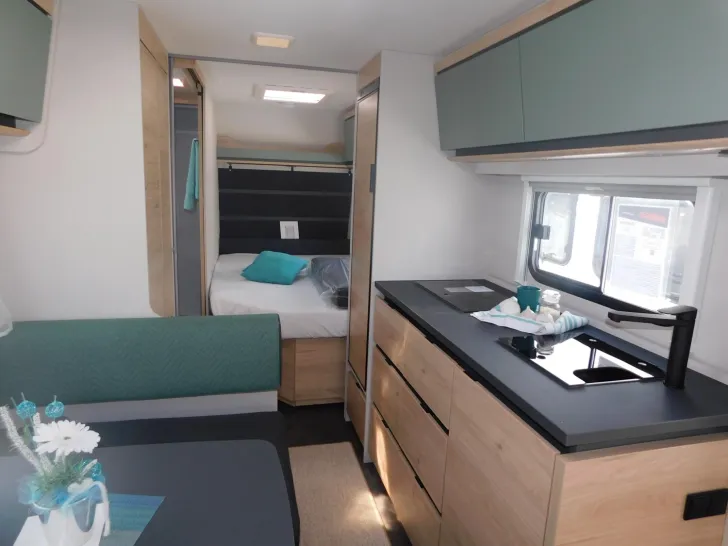 Fahrzeugbild Dethleffs Camper 530 FSK Toilette alternativ, Combi6E, ATC #11