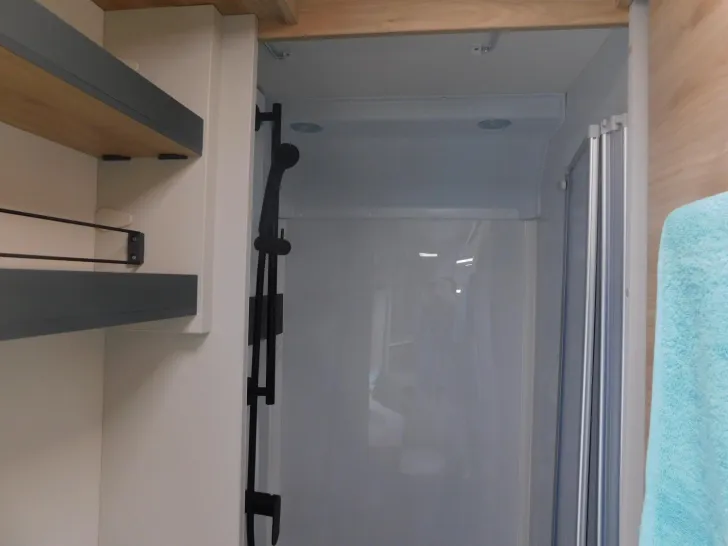 Fahrzeugbild Dethleffs Camper 530 FSK Toilette alternativ, Combi6E, ATC #17