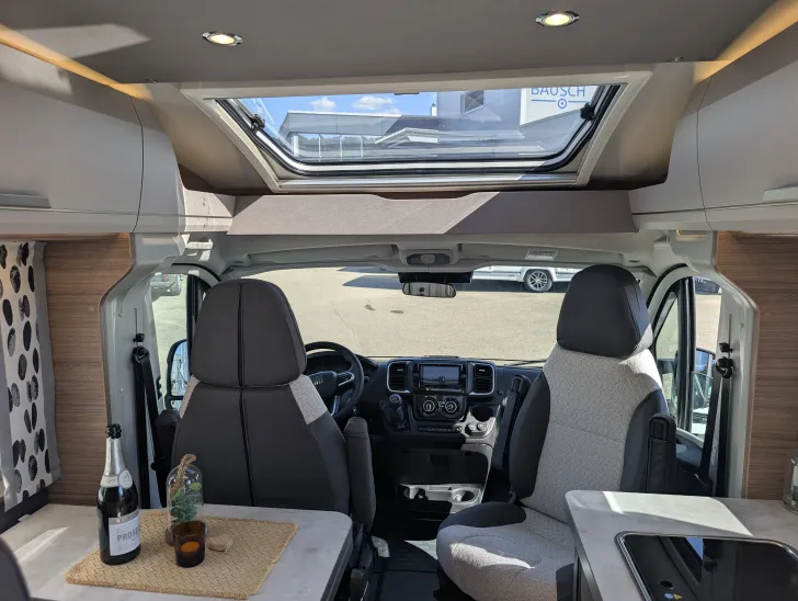 Fahrzeugbild Knaus Van TI 550 MF VANSATION mit Klima+Solar #8