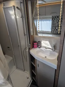 Fahrzeugbild Knaus Van TI 550 MF VANSATION mit Klima+Solar #17