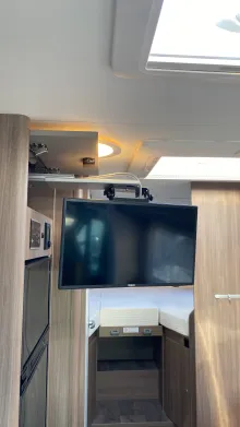 TV Carado T 447 ohne Hubbett