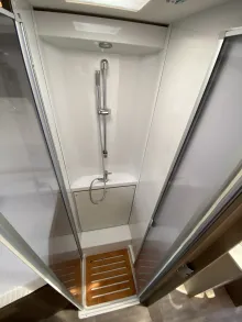 Dusche Carado T 447 ohne Hubbett