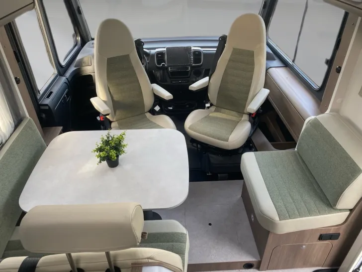 Fahrzeugbild Carado I 447 Modelljahr 2027 3,5T 4Sitzplätze #9
