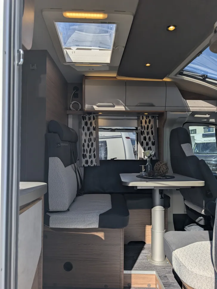 Fahrzeugbild Knaus Van TI 650 MEG VANSATION Automatik mit Solar+Klima #6