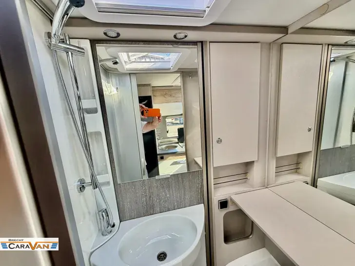 Fahrzeugbild Hymer Exsis-t 474 Xperience mit Paket 22.280 Euro gespart! #9