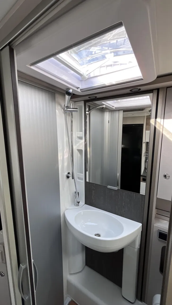 Fahrzeugbild Hymer Exsis-t 474 #11