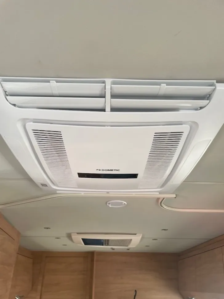 Fahrzeugbild Tabbert Da Vinci 560 HTD 2,5 neuwertig #5