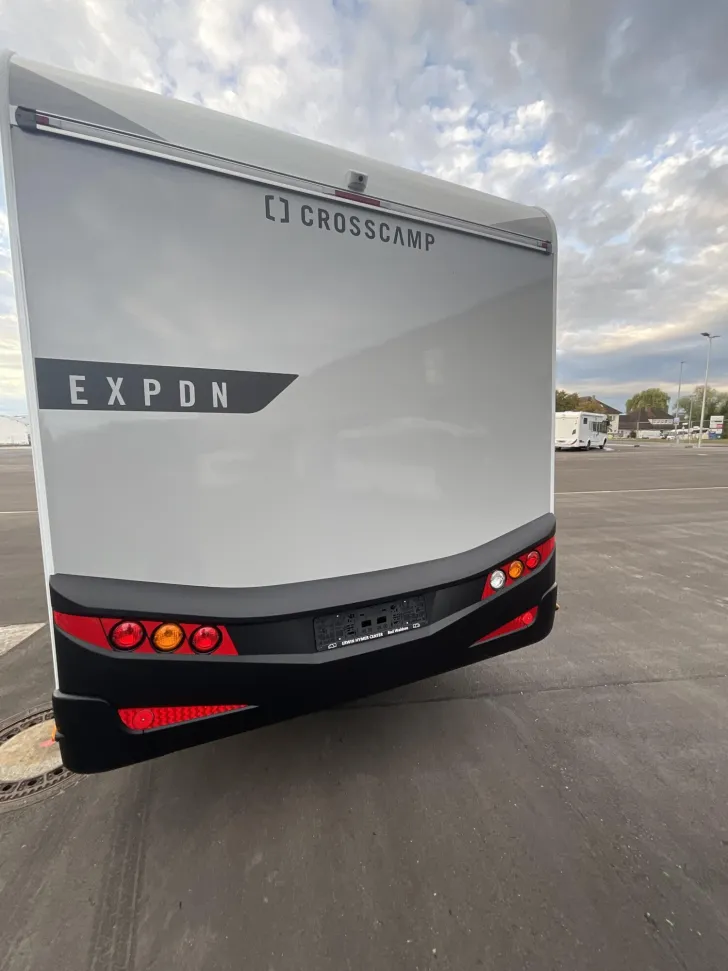 Fahrzeugbild Crosscamp EXPDN 7.0 E Peugeot #5