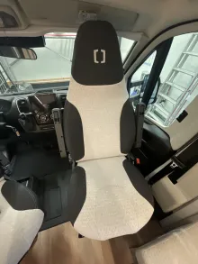 Fahrzeugbild Crosscamp EXPDN 7.0 E Peugeot #10