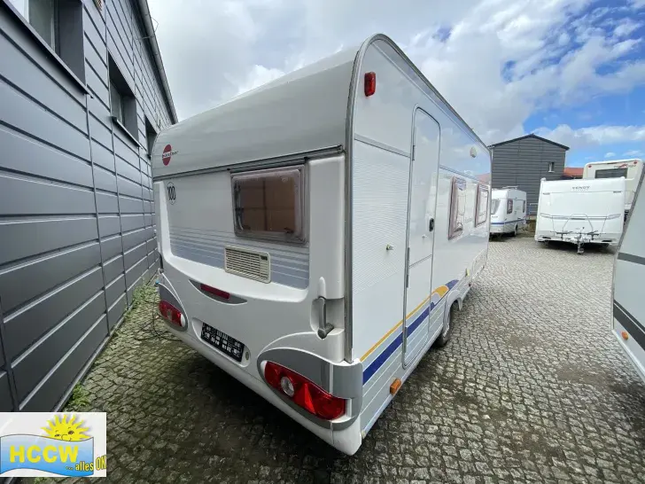 Schräg Hinten Bürstner Ventana 410 TS