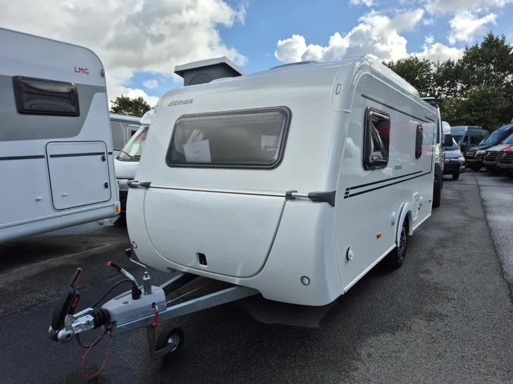Fahrzeugbild Hymer Eriba Eriba Feeling 425 /Schlafdach/Ambiente XL #3
