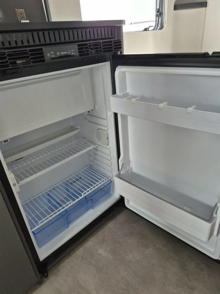 Fahrzeugbild Hymer Eriba Eriba Feeling 425 /Schlafdach/Ambiente XL #19