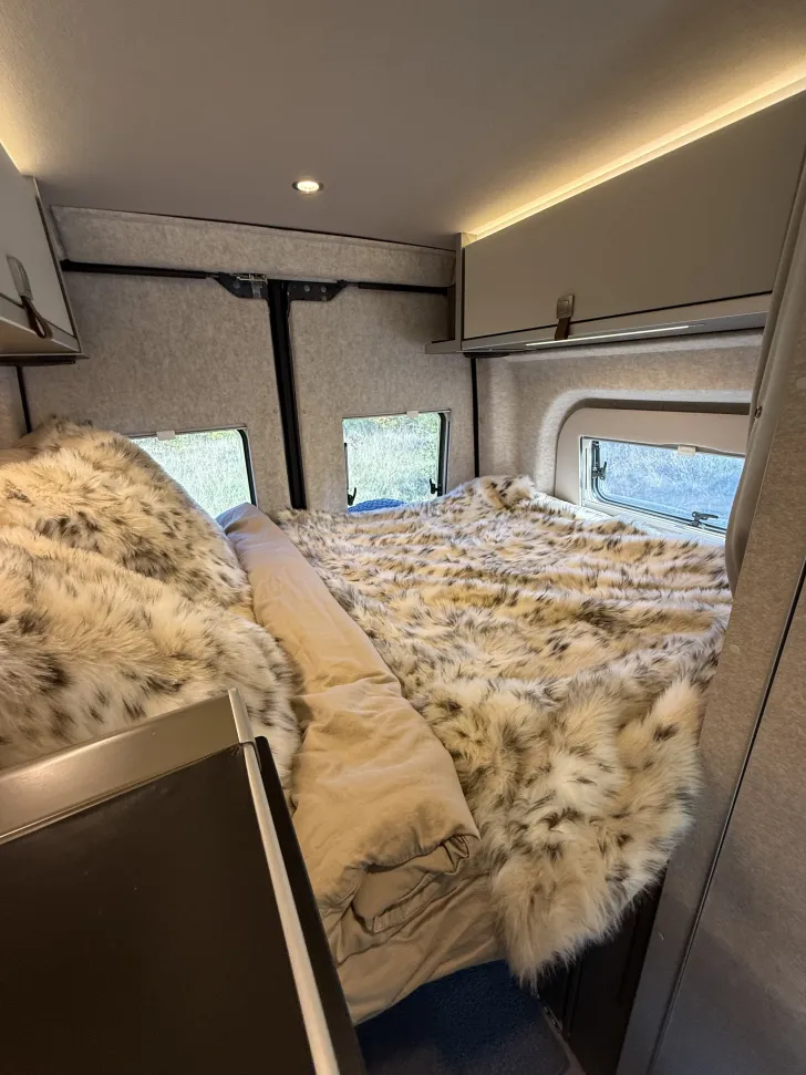 Fahrzeugbild Hymer Camper Van GRAND CANYON S 600 CROSSOVER TRAUM UMBAU Max. Höherlegung #8